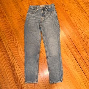 Everlane The Cheeky Jean